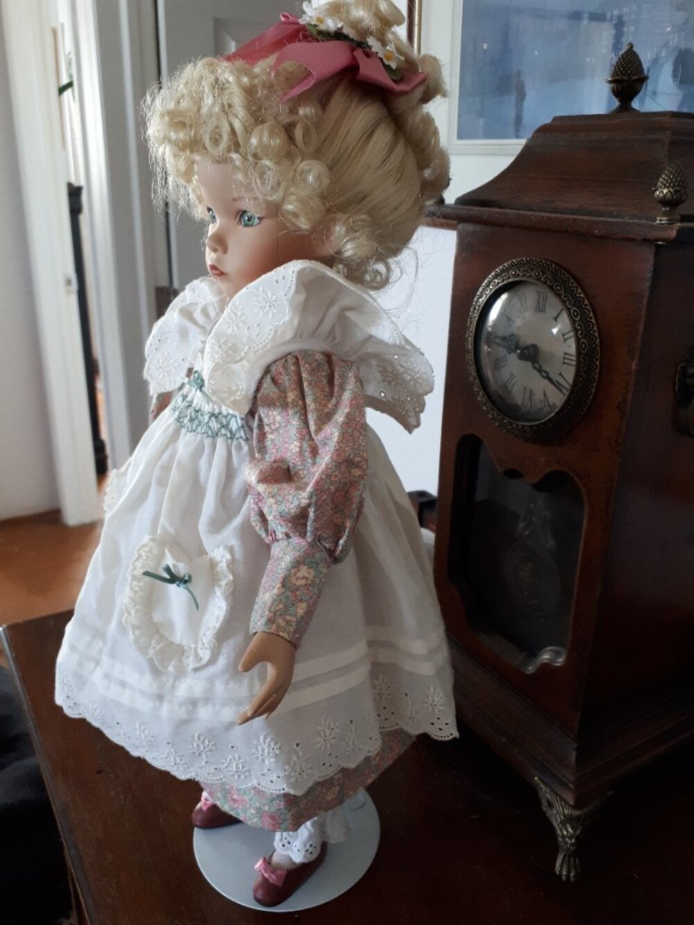 Gorgeous Porcelain Doll with Stand - Picture 5 of 11